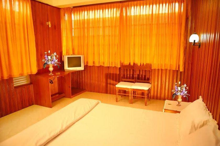 Dolphin Residency Otel Thekkady Dış mekan fotoğraf