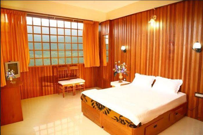Dolphin Residency Otel Thekkady Dış mekan fotoğraf